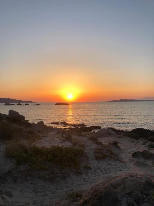 Casa Indipendente Zona Centrale La Maddalena  Dış mekan fotoğraf