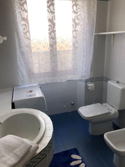 Casa Indipendente Zona Centrale La Maddalena  Dış mekan fotoğraf