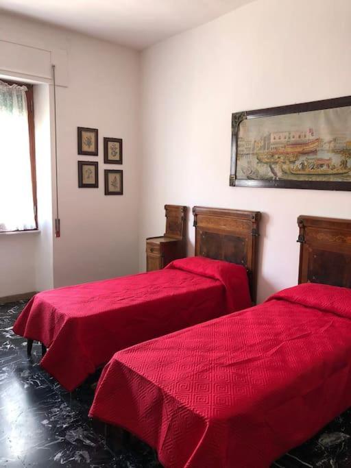 Casa Indipendente Zona Centrale La Maddalena  Dış mekan fotoğraf