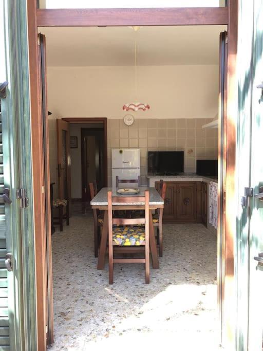 Casa Indipendente Zona Centrale La Maddalena  Dış mekan fotoğraf