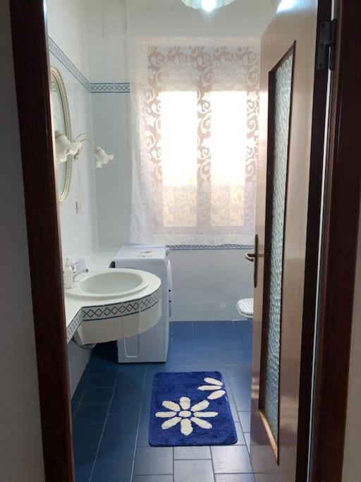 Casa Indipendente Zona Centrale La Maddalena  Dış mekan fotoğraf