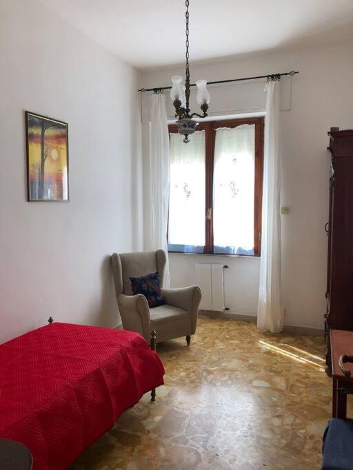 Casa Indipendente Zona Centrale La Maddalena  Dış mekan fotoğraf
